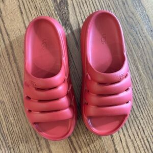 UGG sport yeah slide women’s 6